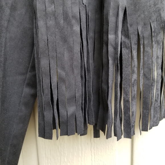 Cropped Fringe Jacket - Picture 7 of 8